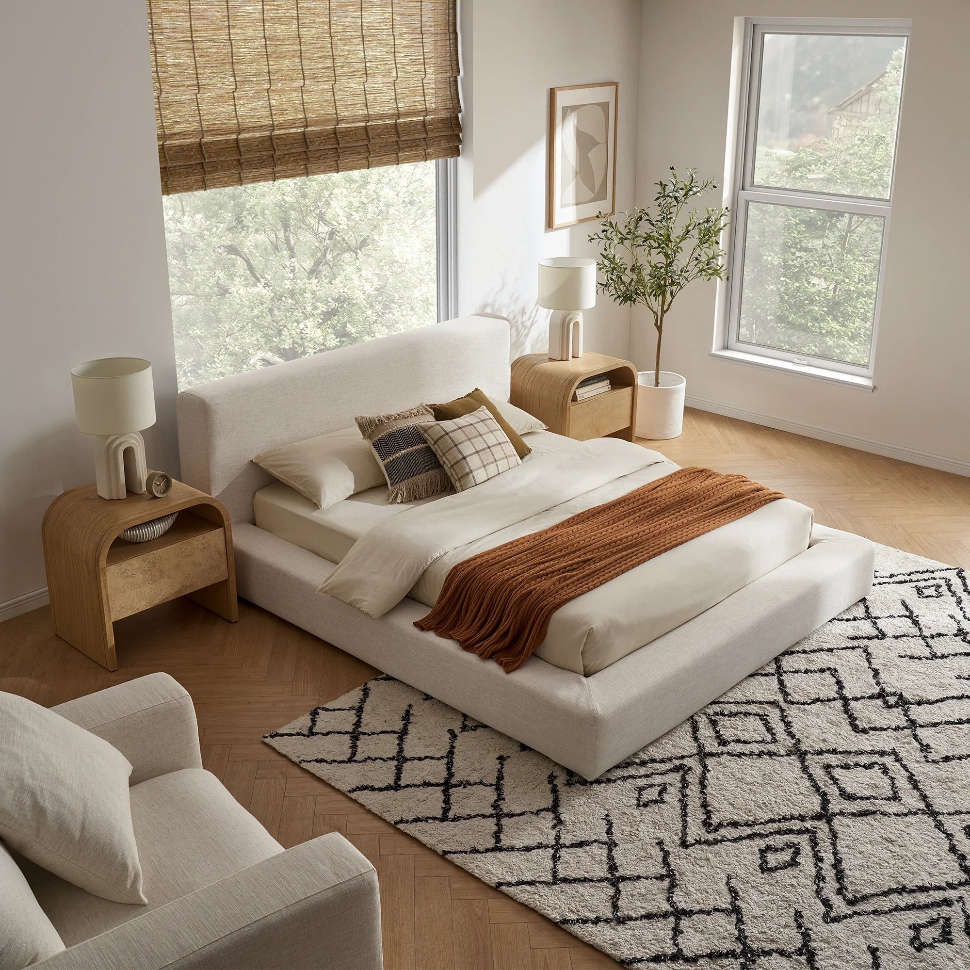 Japandi Linen Low Profile Platform Bed - Japandi
