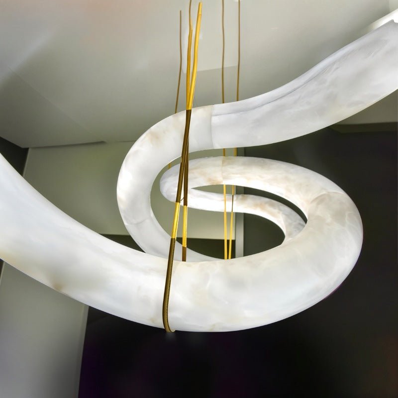 Japandi Alabaster & Brass Chandelier – Maat - Japandi
