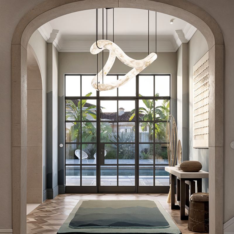 Japandi Alabaster & Brass Chandelier – Maat - Japandi