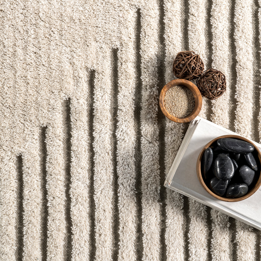 Japandi Wedged Striped Rug - Japandi
